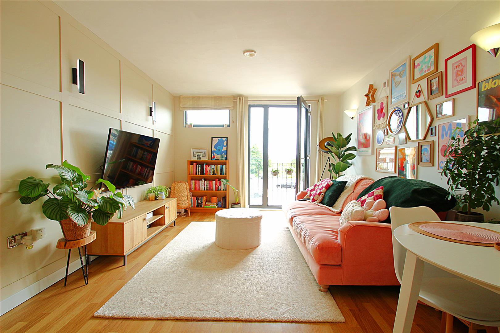 Lindon Court, Central Park, Rugby