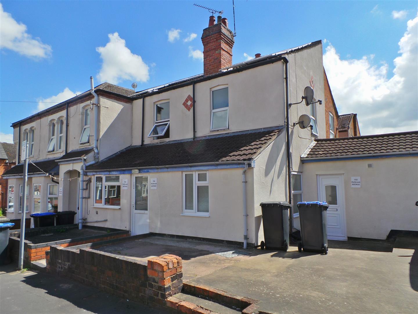 Holbrook Avenue, Rugby
