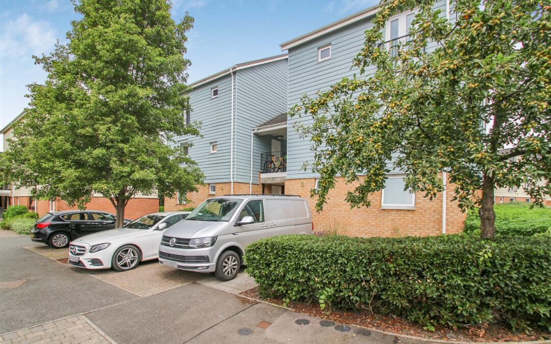 Follager Road, Rugby