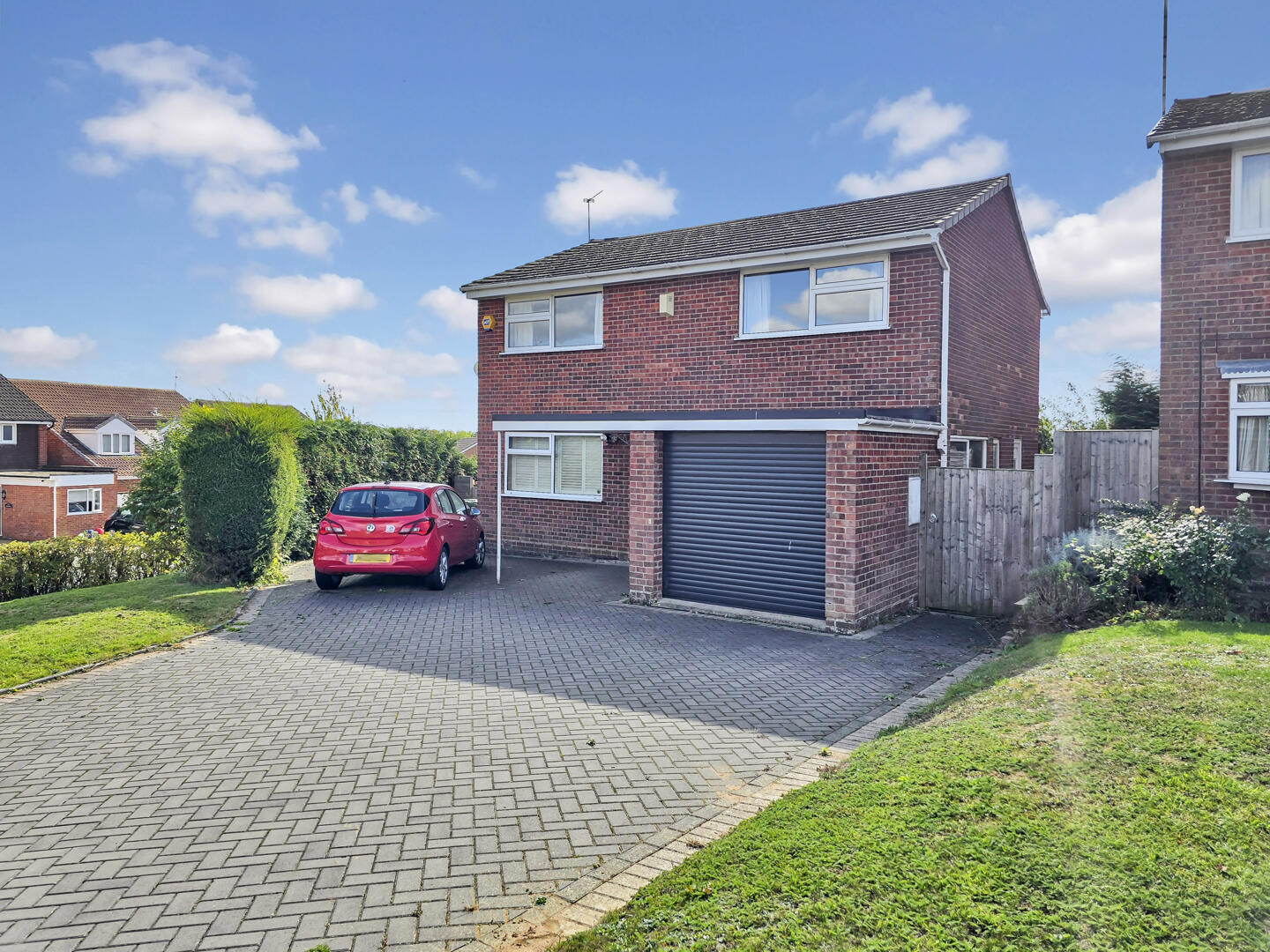 Hayes Close, Rugby